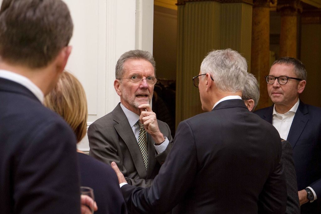 Konzertabend, Karajan Akademie, Palais Am Stadthaus, Schwarz, Mann