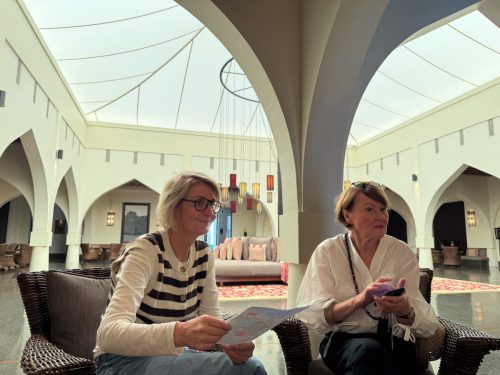 Ira-Schwarz-und-Dieter-Mann-Oman-2026 8